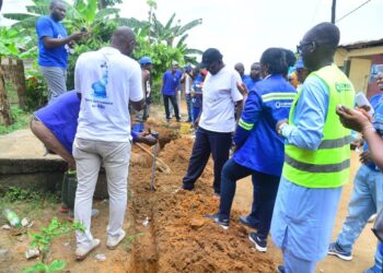 Eau potable : CAMWATER accélère sa campagne de 200 000 branchements à Douala