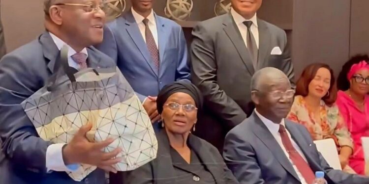 FINALE DE LA CAN FÉMININE 2026: LE PREMIER MINISTRE CONDUIT LA DÉLÉGATION CAMEROUNAISE À RABAT.